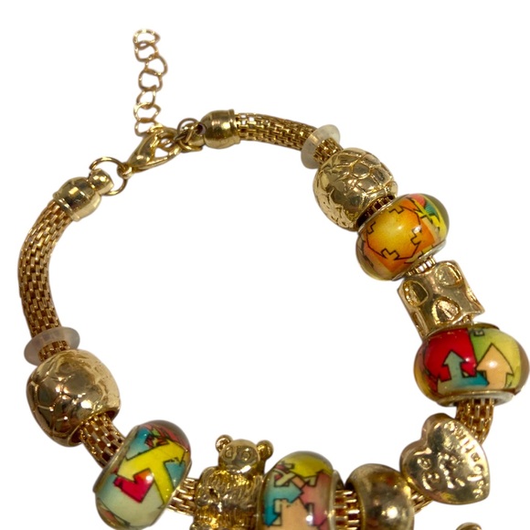 🍭5 for $20🍭 Gold tone Butterfly Charm adjustable Bracelet CC - Picture 4 of 7